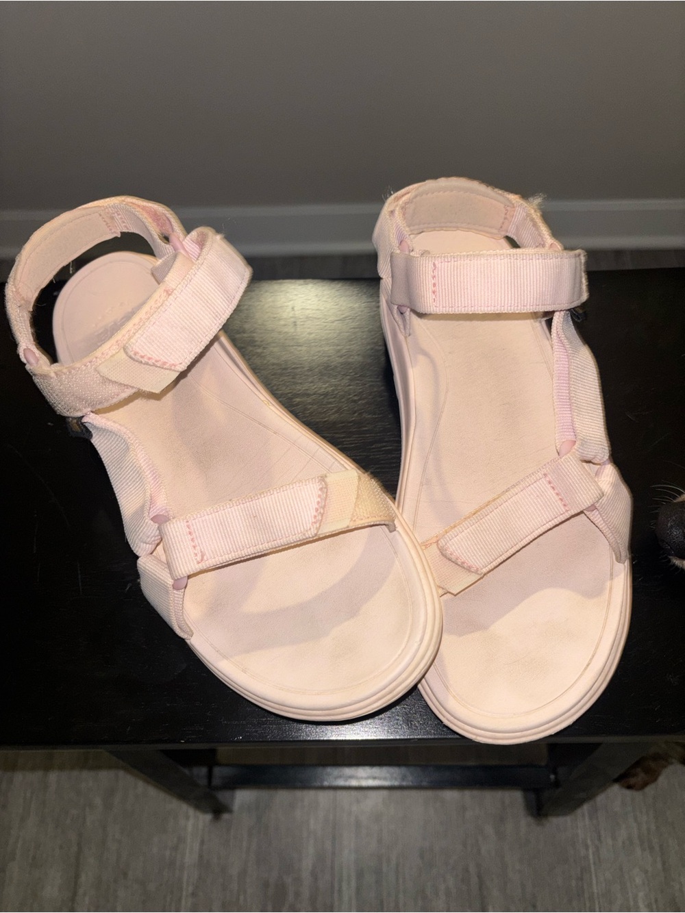 Light Pink Women's Adjustable Strap Sandals